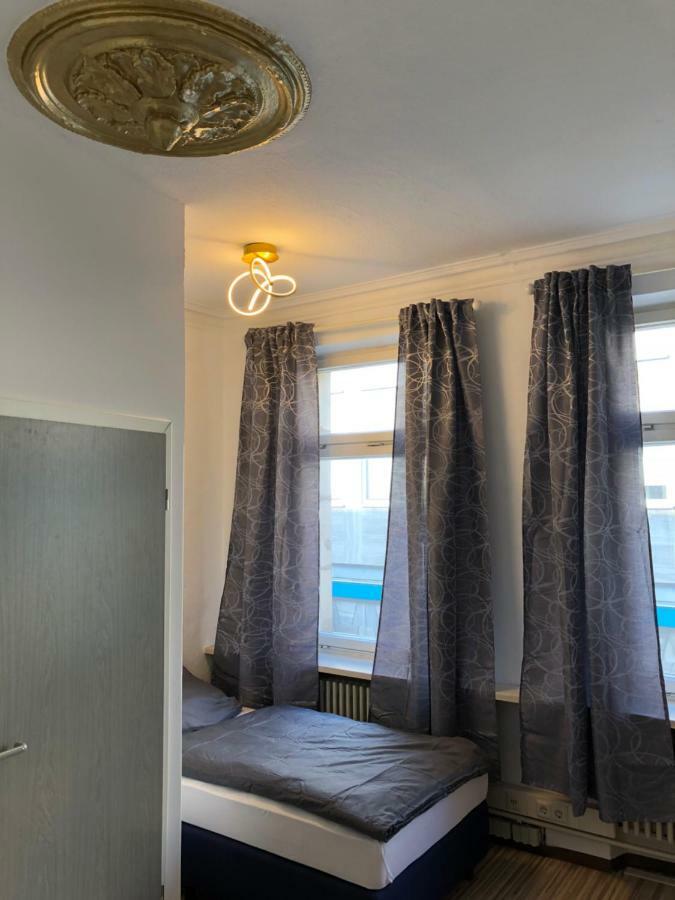 Downtown City - Privaterooms Fürth Zewnętrze zdjęcie