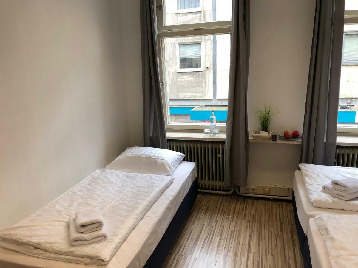 Downtown City - Privaterooms Fürth Zewnętrze zdjęcie