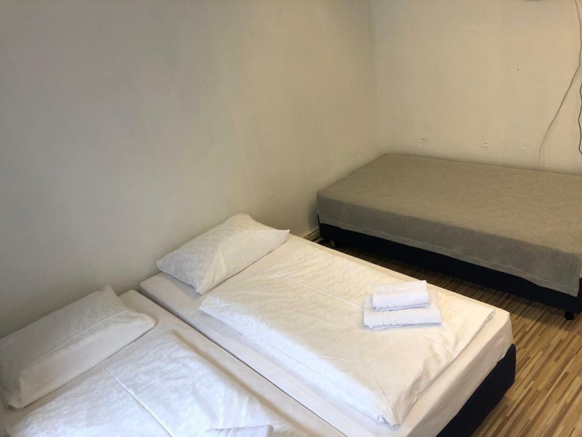 Downtown City - Privaterooms Fürth Zewnętrze zdjęcie