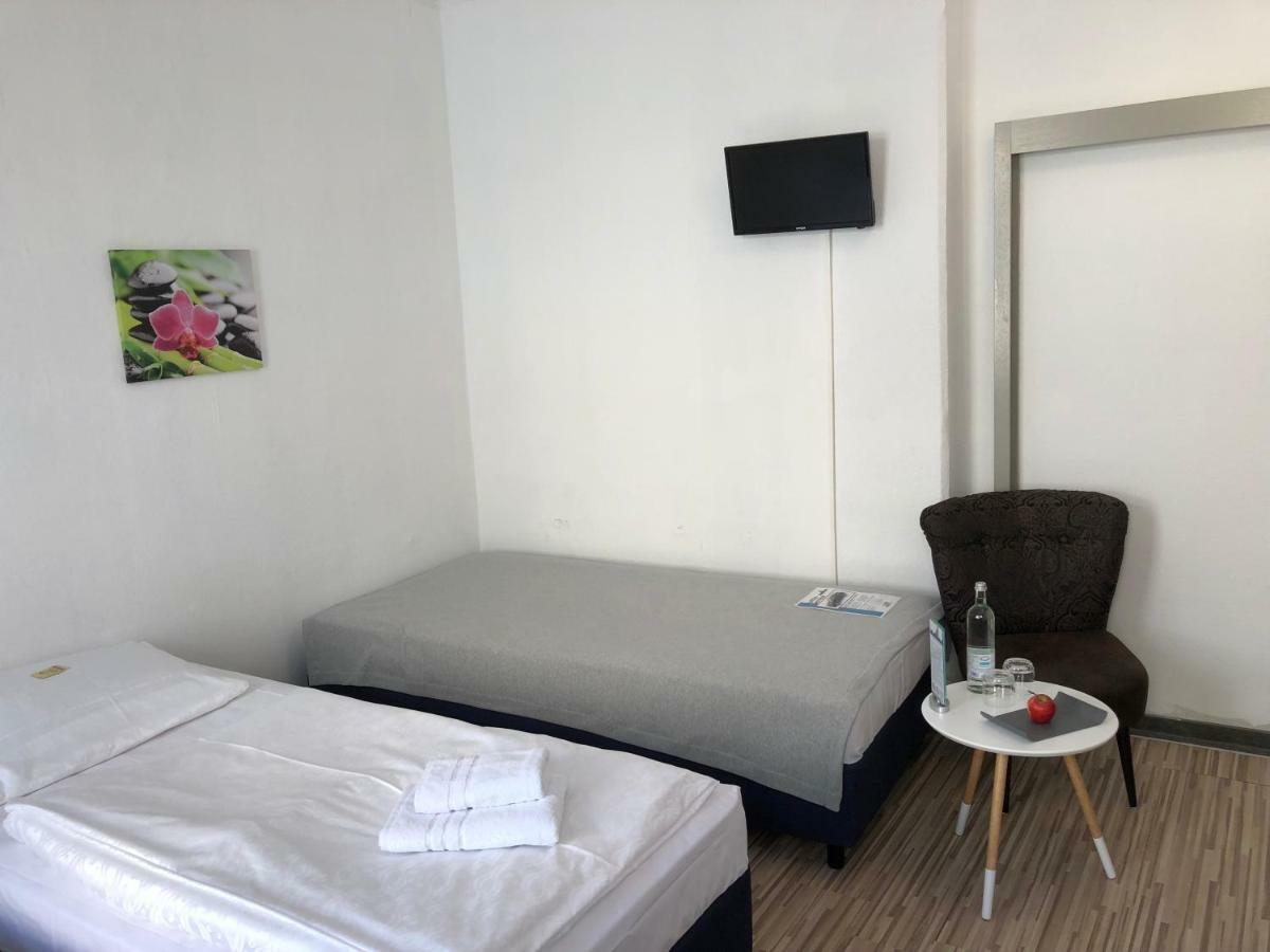 Downtown City - Privaterooms Fürth Zewnętrze zdjęcie